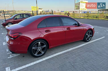 Седан Mercedes-Benz A-Class 2019 в 
