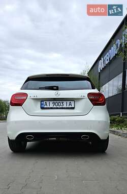 Хэтчбек Mercedes-Benz A-Class 2013 в 