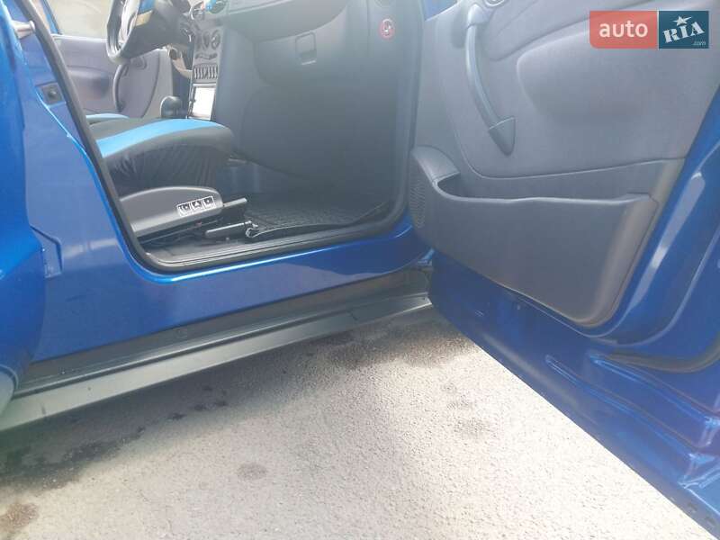Хэтчбек Mercedes-Benz A-Class 2000 в Коростене