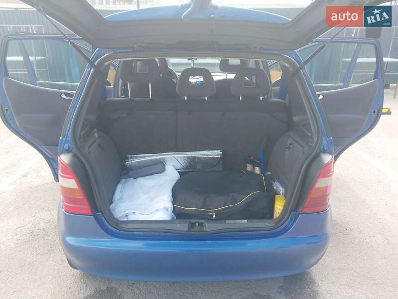 Хэтчбек Mercedes-Benz A-Class 2000 в Коростене