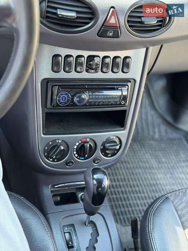 Хетчбек Mercedes-Benz A-Class 2003 в Дніпрі