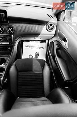 Хетчбек Mercedes-Benz A-Class 2018 в 