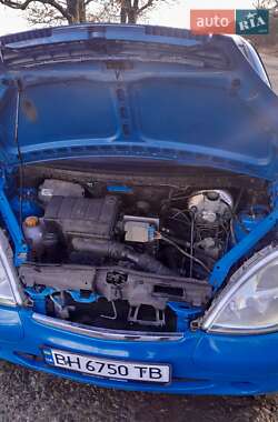 Хэтчбек Mercedes-Benz A-Class 1998 в 