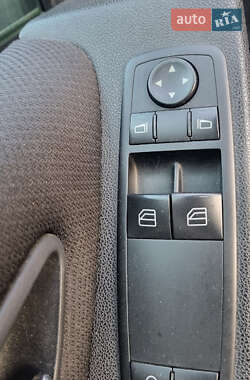 Хетчбек Mercedes-Benz A-Class 2004 в 
