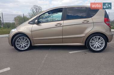 Хэтчбек Mercedes-Benz A-Class 2007 в 