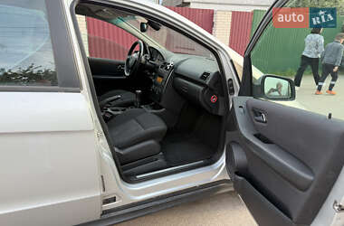 Хэтчбек Mercedes-Benz A-Class 2011 в 