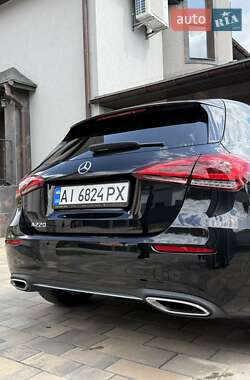 Хэтчбек Mercedes-Benz A-Class 2018 в 