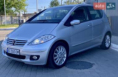 Хэтчбек Mercedes-Benz A-Class 2005 в 
