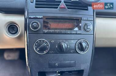 Хэтчбек Mercedes-Benz A-Class 2005 в 