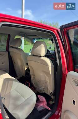 Хэтчбек Mercedes-Benz A-Class 2011 в 