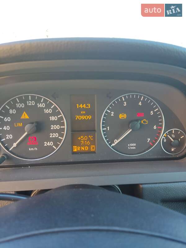 Хэтчбек Mercedes-Benz A-Class 2011 в Василькове фото 18 Хэтчбек Mercedes-Benz A-Class 2011 в Василькове