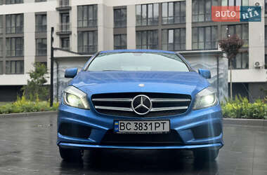 Хэтчбек Mercedes-Benz A-Class 2015 в 