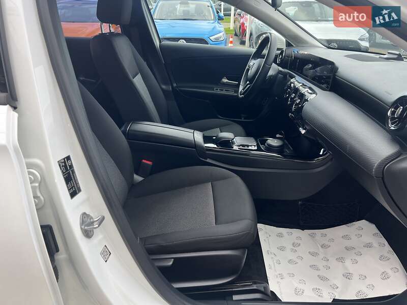 Седан Mercedes-Benz A-Class 2019 в Киеве