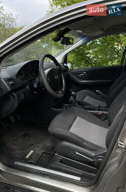 Хетчбек Mercedes-Benz A-Class 2005 в 