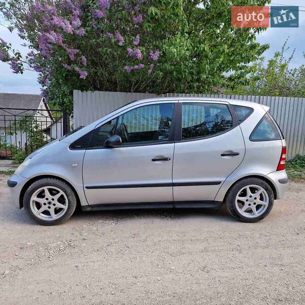 Хэтчбек Mercedes-Benz A-Class 2002 в 