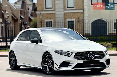 Хетчбек Mercedes-Benz A-Class 2018 в 
