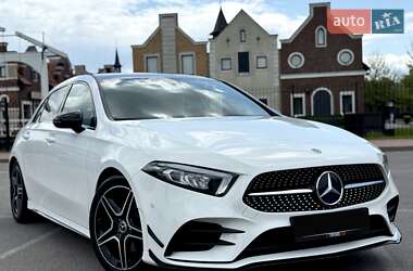 Хетчбек Mercedes-Benz A-Class 2018 в 