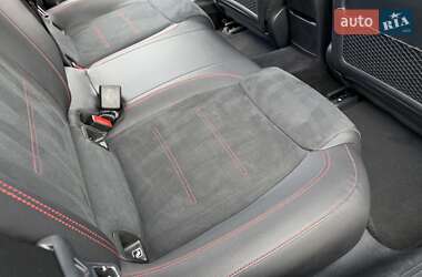 Хетчбек Mercedes-Benz A-Class 2018 в 