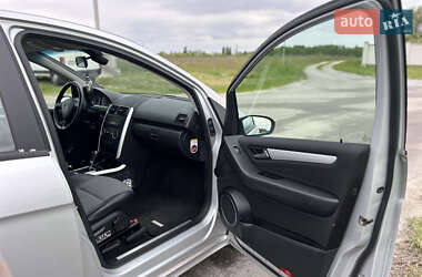 Хэтчбек Mercedes-Benz A-Class 2005 в 