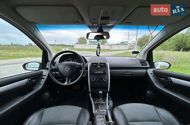 Хэтчбек Mercedes-Benz A-Class 2005 в 
