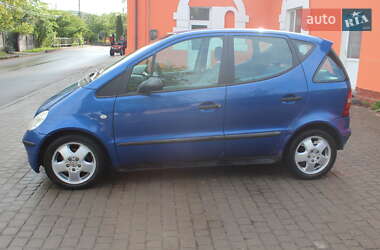 Хэтчбек Mercedes-Benz A-Class 2000 в 