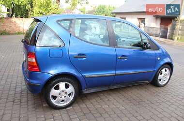 Хэтчбек Mercedes-Benz A-Class 2000 в 