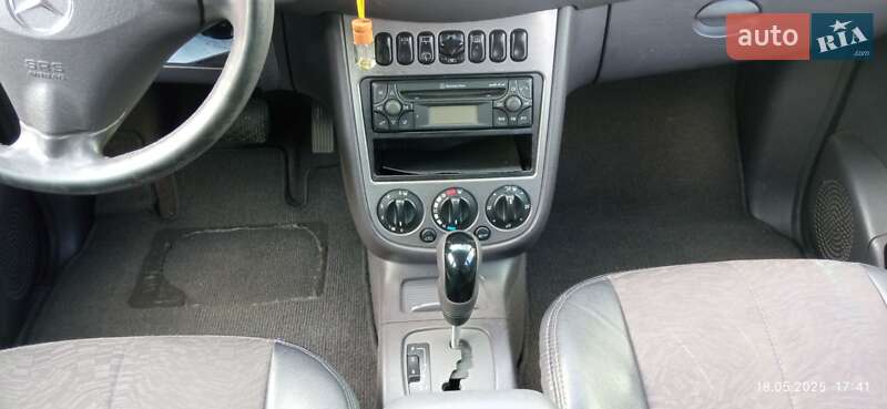 Хэтчбек Mercedes-Benz A-Class 2002 в Умани фото 15 Хэтчбек Mercedes-Benz A-Class 2002 в Умани