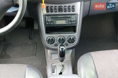 Хэтчбек Mercedes-Benz A-Class 2002 в 
