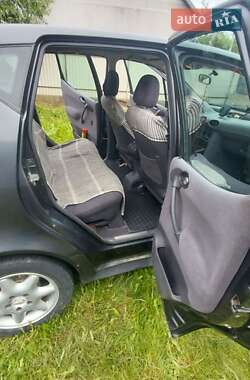 Хэтчбек Mercedes-Benz A-Class 2001 в 