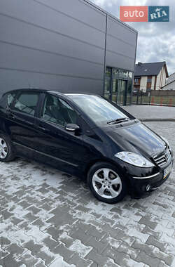 Хэтчбек Mercedes-Benz A-Class 2005 в 
