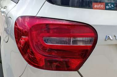 Хетчбек Mercedes-Benz A-Class 2013 в 