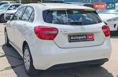Хетчбек Mercedes-Benz A-Class 2013 в 