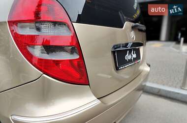 Хэтчбек Mercedes-Benz A-Class 2007 в 