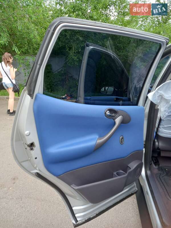 Хетчбек Mercedes-Benz A-Class 2002 в Кривому Розі