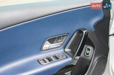 Седан Mercedes-Benz A-Class 2019 в 