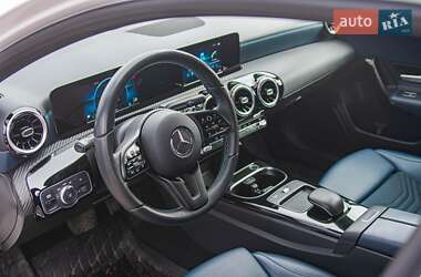 Седан Mercedes-Benz A-Class 2019 в 