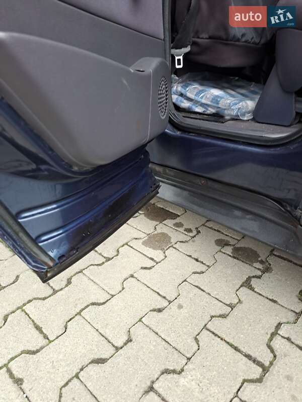 Хэтчбек Mercedes-Benz A-Class 2001 в Черновцах фото 8 Хэтчбек Mercedes-Benz A-Class 2001 в Черновцах