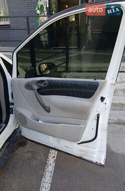 Хэтчбек Mercedes-Benz A-Class 2000 в 