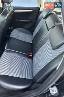Хэтчбек Mercedes-Benz A-Class 2006 в 