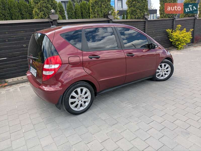 Хэтчбек Mercedes-Benz A-Class 2006 в 
