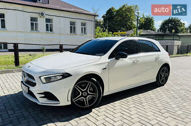 Хэтчбек Mercedes-Benz A-Class 2020 в 