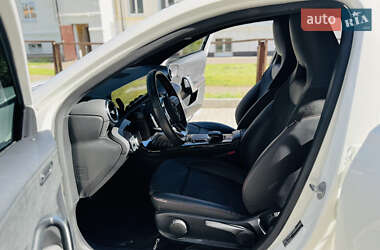 Хэтчбек Mercedes-Benz A-Class 2020 в 