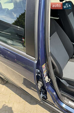 Хэтчбек Mercedes-Benz A-Class 2005 в 
