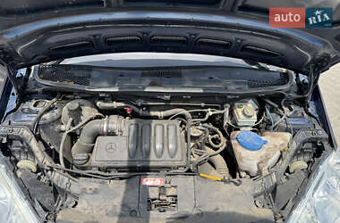 Хэтчбек Mercedes-Benz A-Class 2005 в 