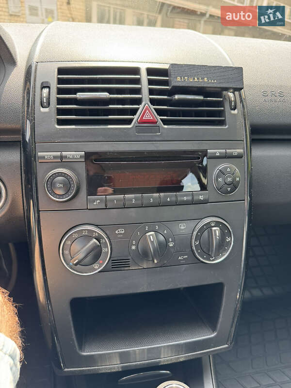 Хэтчбек Mercedes-Benz A-Class 2005 в Черновцах