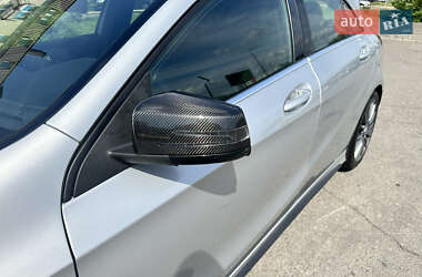 Хэтчбек Mercedes-Benz A-Class 2013 в 
