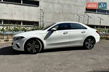 Седан Mercedes-Benz A-Class 2022 в 