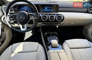 Седан Mercedes-Benz A-Class 2022 в 