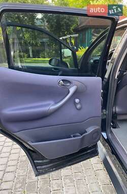 Хэтчбек Mercedes-Benz A-Class 2003 в 