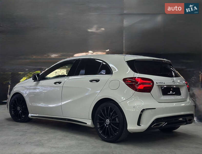 Хэтчбек Mercedes-Benz A-Class 2018 в Киеве